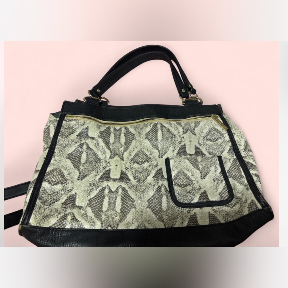 Stylish Black and Cream Purse